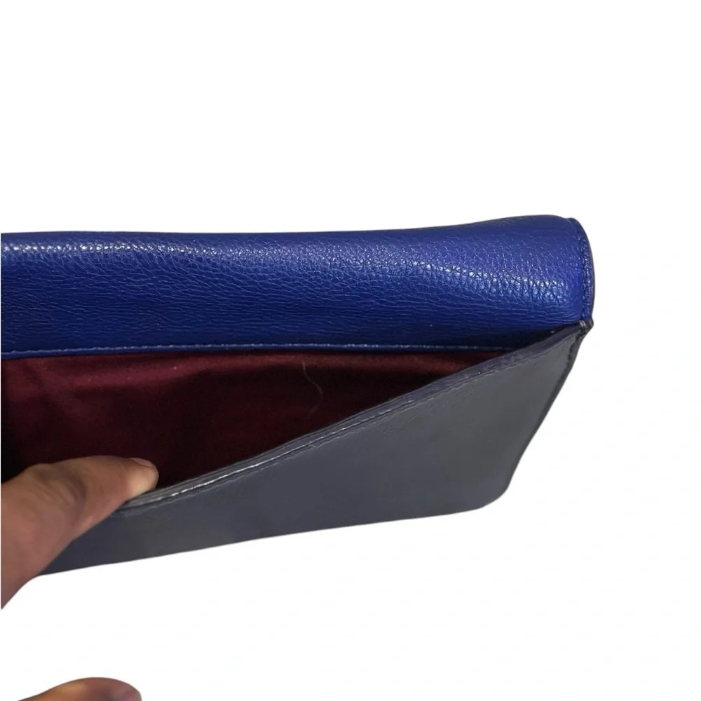 MARC BY MARC JACOBS BLUE AND GRAY CLUTCH WITH DUST BAG - Picture 13 of 15